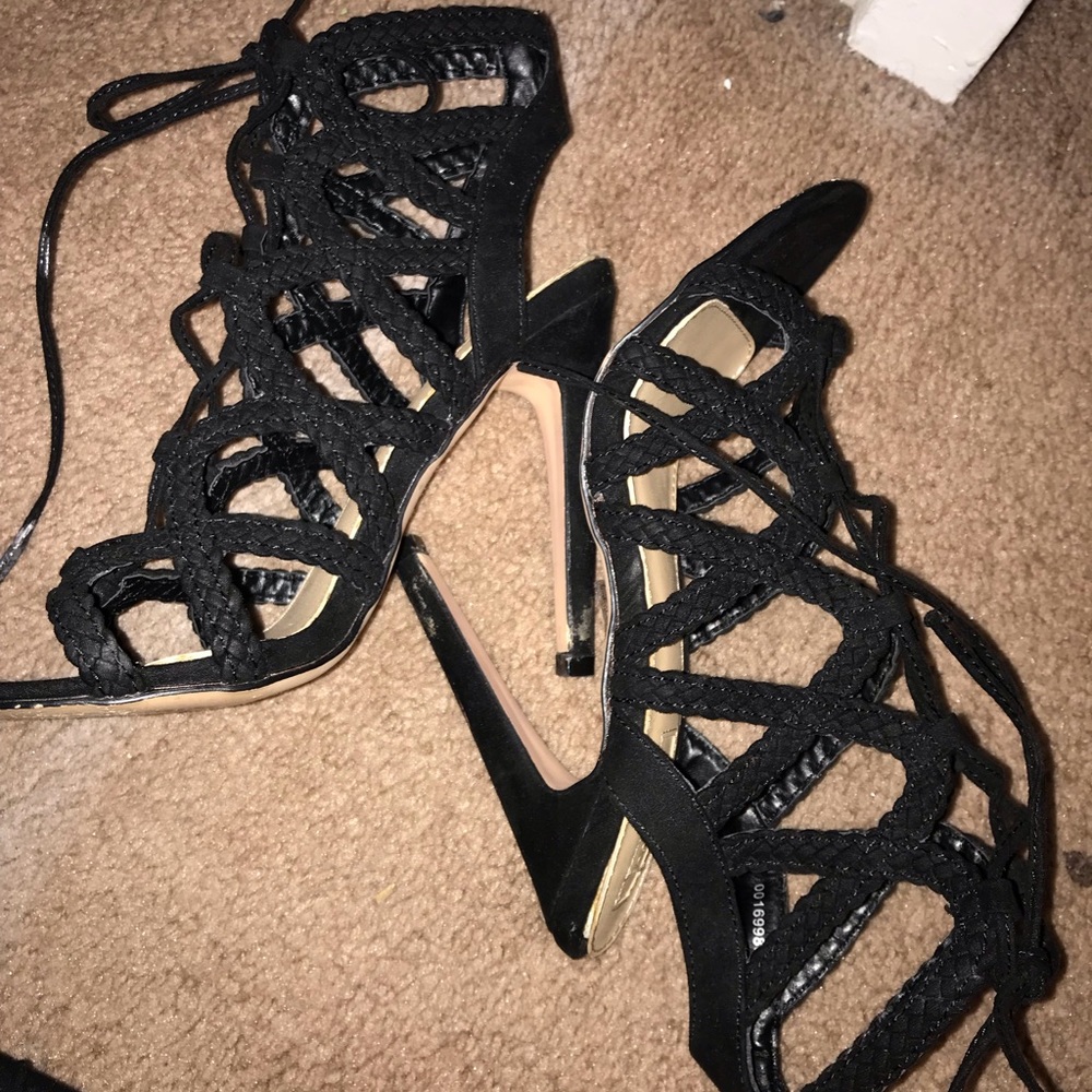 STRAPPY SANDALS